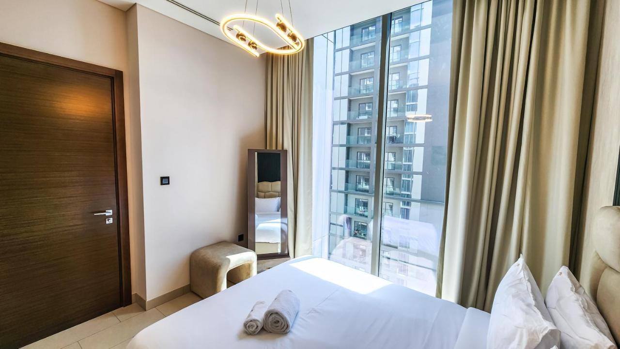 Apartment By Latinem Luxury 2br Holiday Cvr B2208 Near Burj Khalifa Dubai