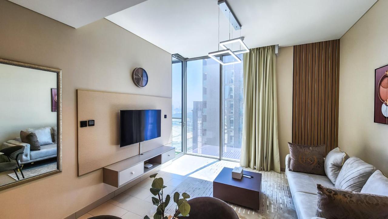 By Latinem Luxury 1br Cvr A2803 Near Burj Khalifa Apartment Dubai