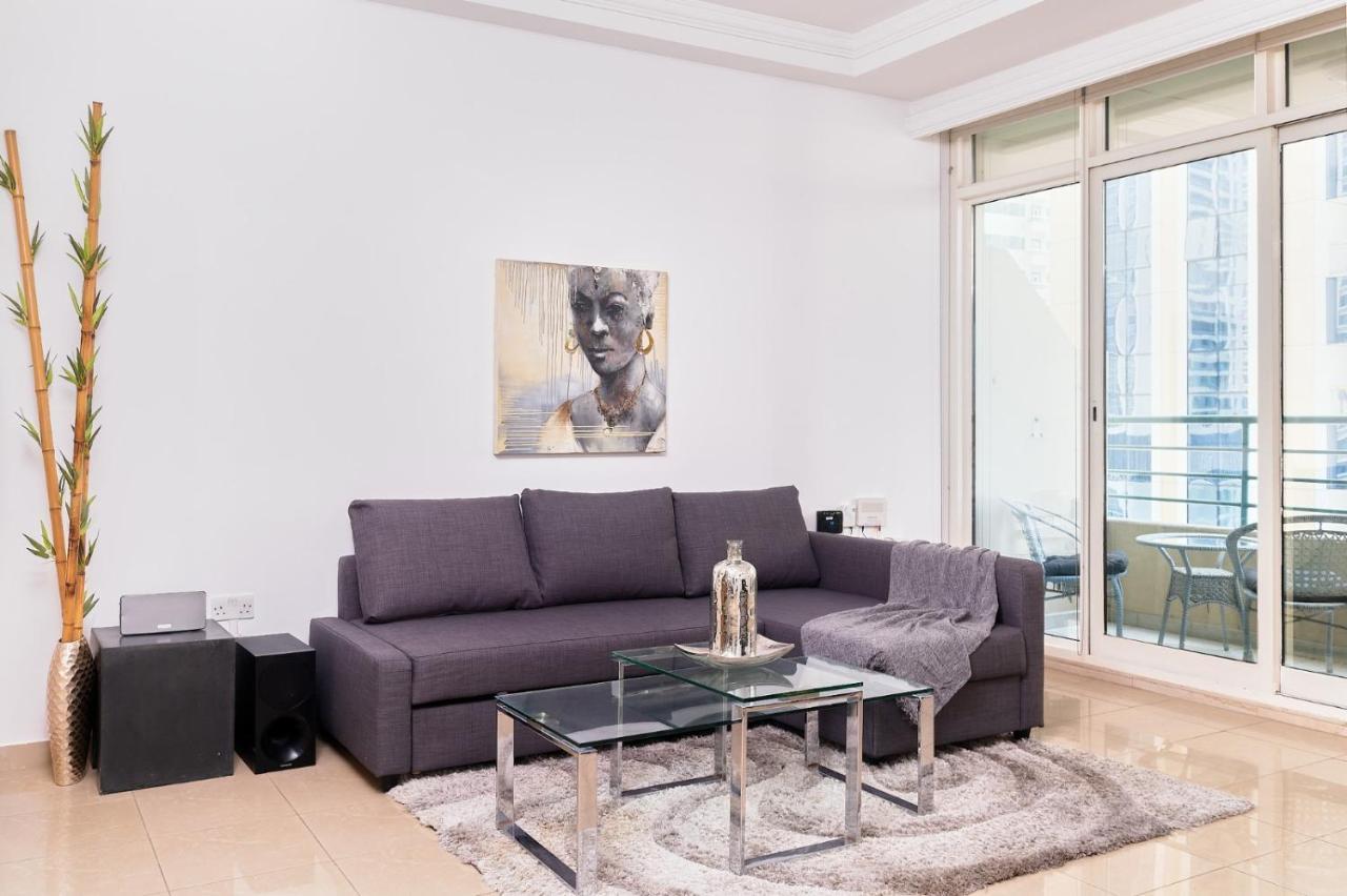 Apartment 1br For 4 Guests In Marina Crown Dubai