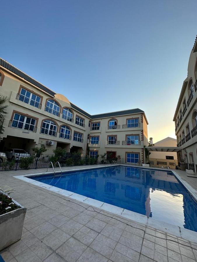 Guest house Standard With Common Washroom