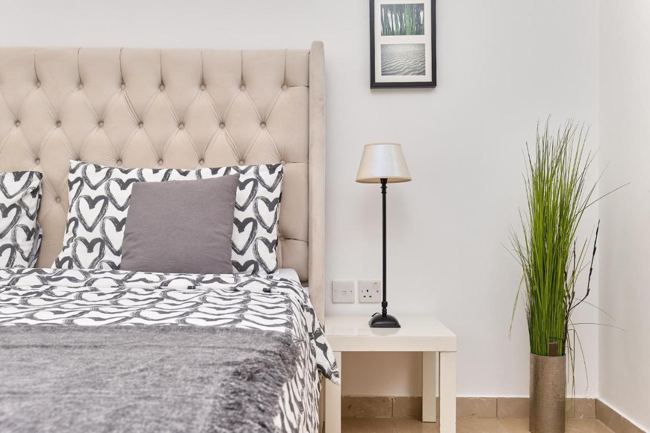 1br For 4 Guests In Marina Crown