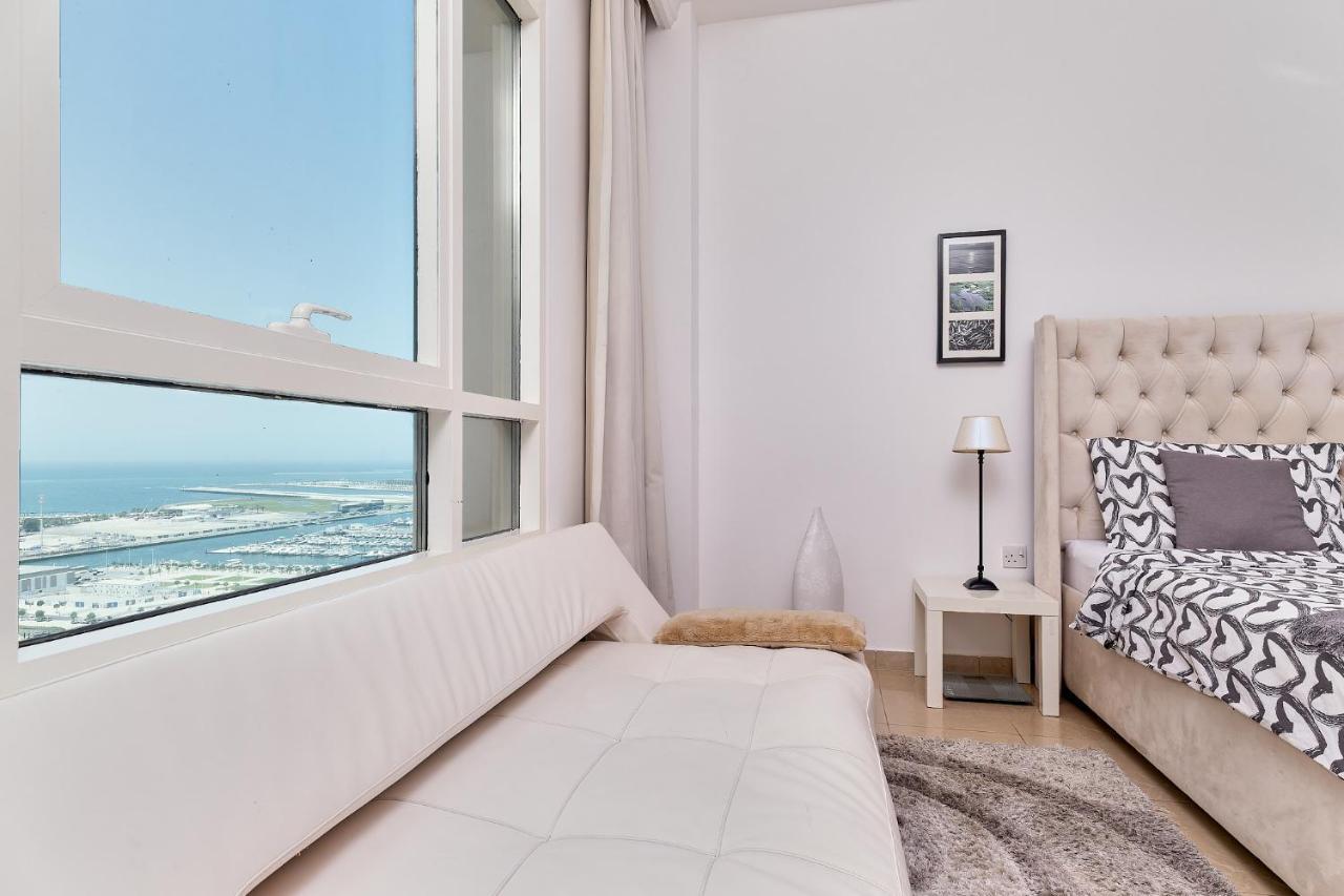 1br For 4 Guests In Marina Crown Apartment *