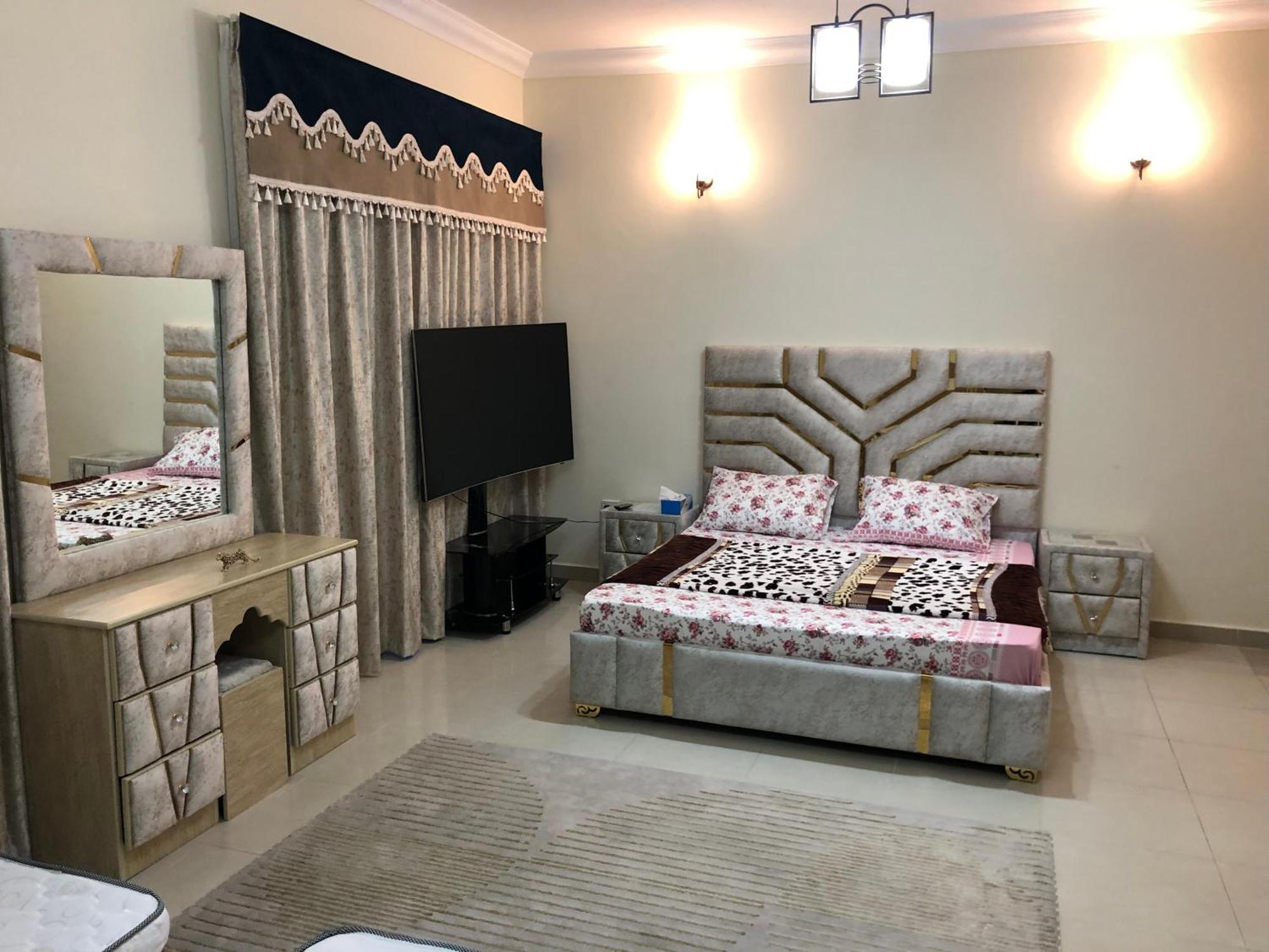 Homestay Private With Bathrooms In *