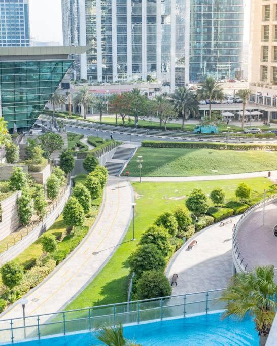 Breathtaking Lake View In Jlt Metro Cluster *