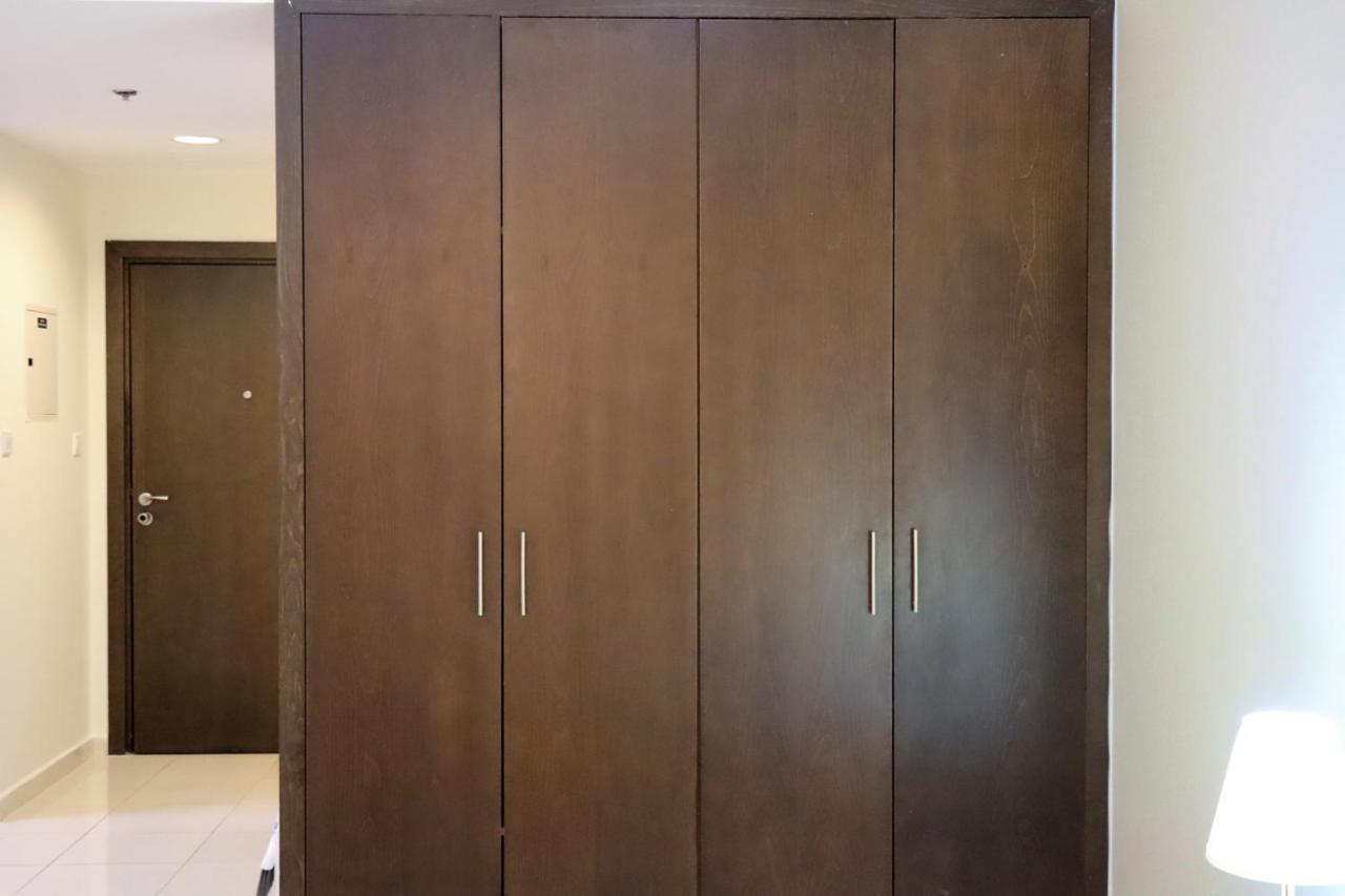 Spacious Studio In Astoria Jvc - Livbnb Dubai