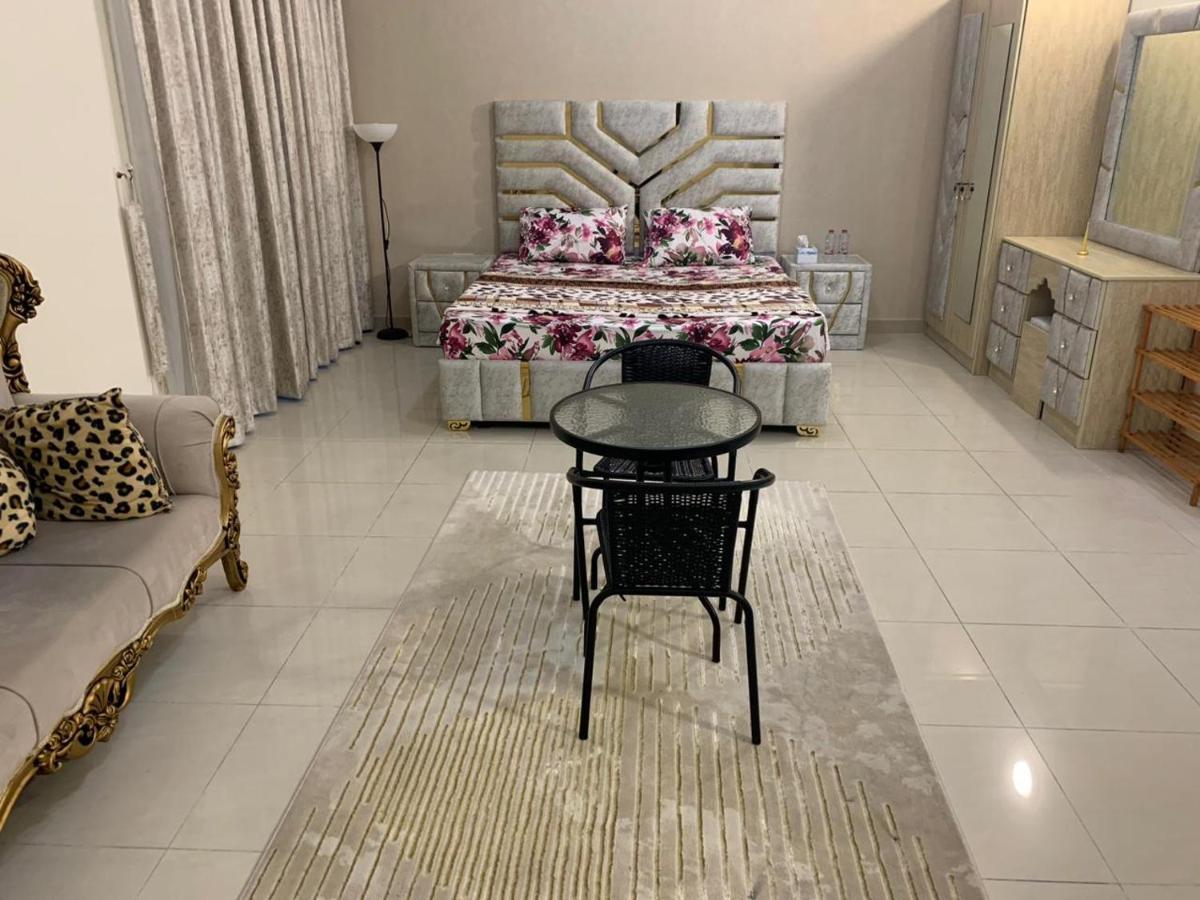 Homestay Private With Bathrooms In