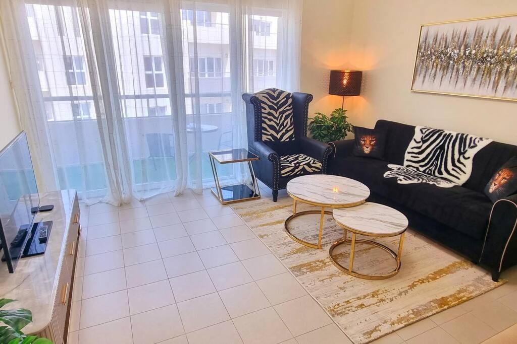 2 Bedroom With Pool View Brand New