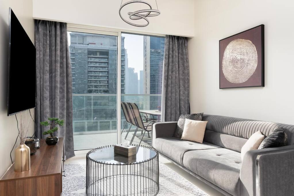 Apartment Prime Location 2bdr Business Bay - Damac Vera Dubai