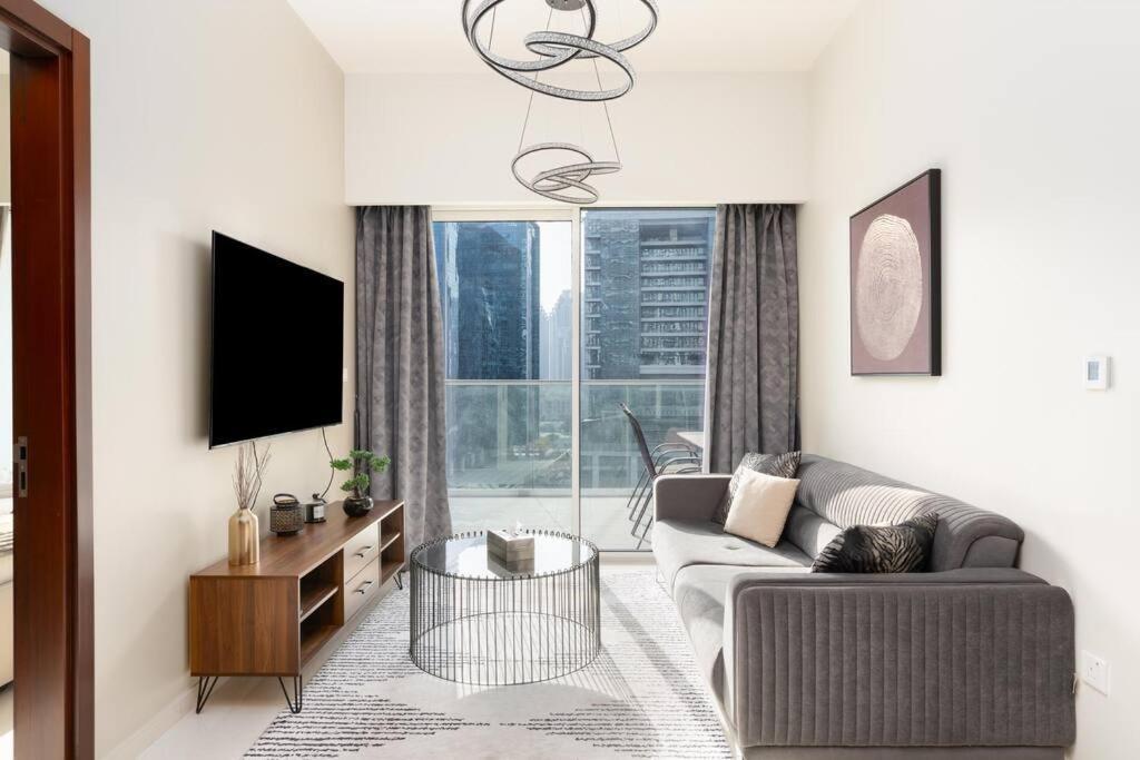 Prime Location 2bdr Business Bay - Damac Vera Apartment Dubai