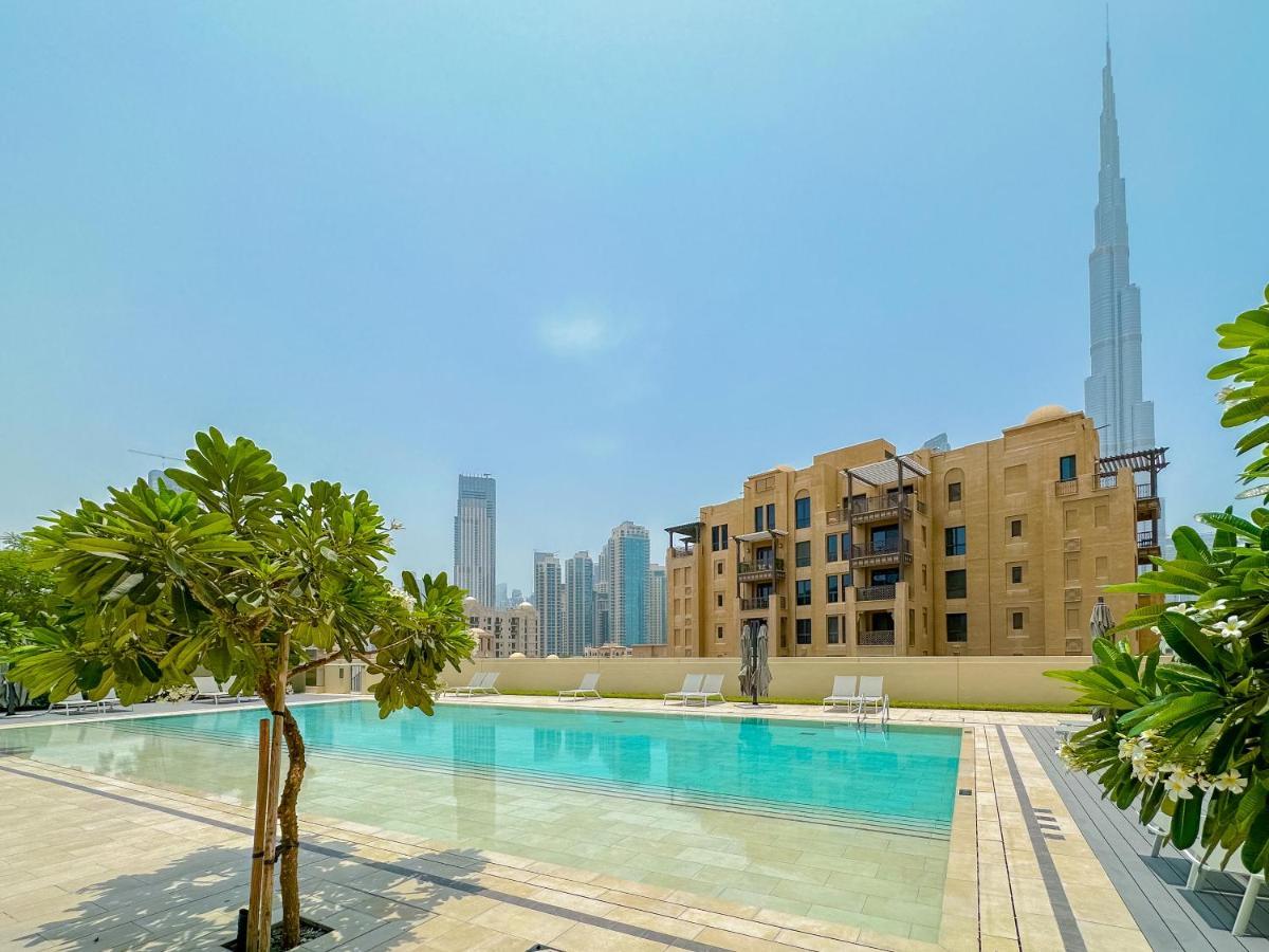 Apartment Eden's Homes & - Burj Royale Dubai
