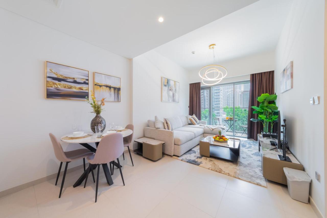 Eden's Homes & - Burj Royale Apartment *