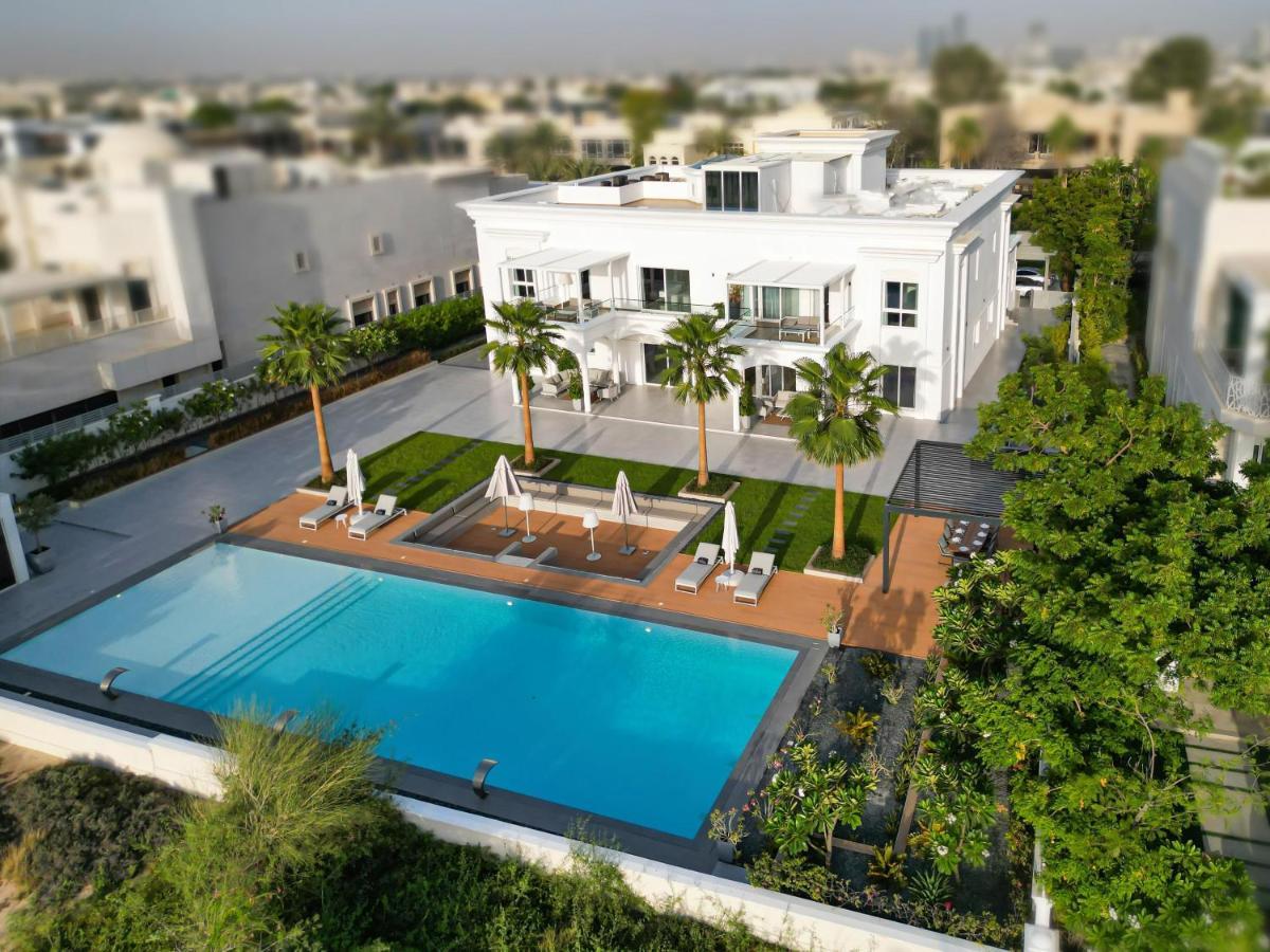 Villa Botanica-exclusive 8-bedroom By Luxury Explorers' Collection