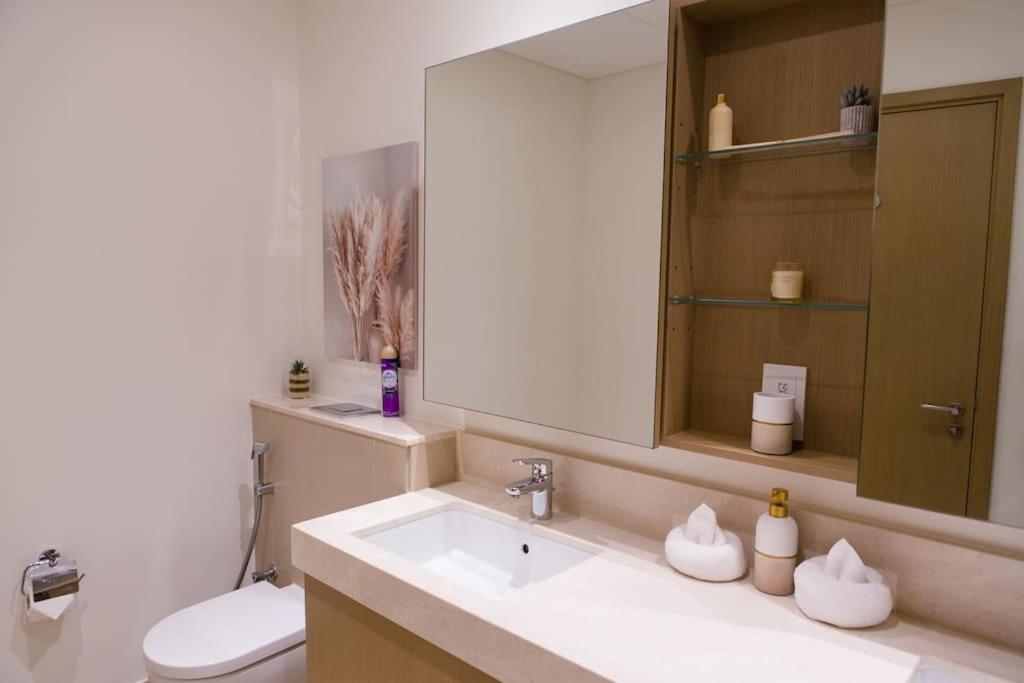 Moonstone - Tranquil, Large 2 Bedroom Apartment, Sea View, Marina Jbr Apartment Dubai