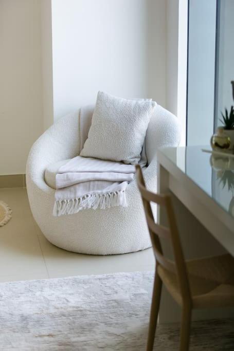 Moonstone - Tranquil, Large 2 Bedroom Apartment, Sea View, Marina Jbr Apartment