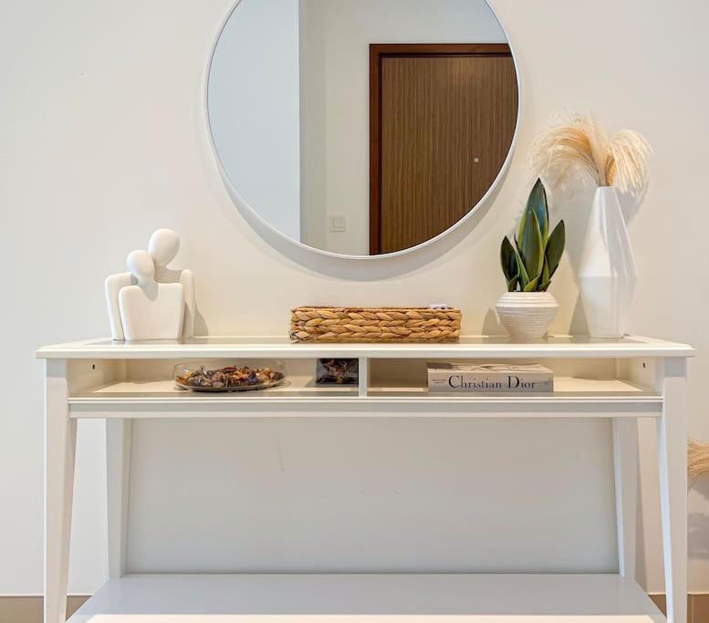 Moonstone - Tranquil, Large 2 Bedroom Apartment, Sea View, Marina Jbr Apartment Dubai