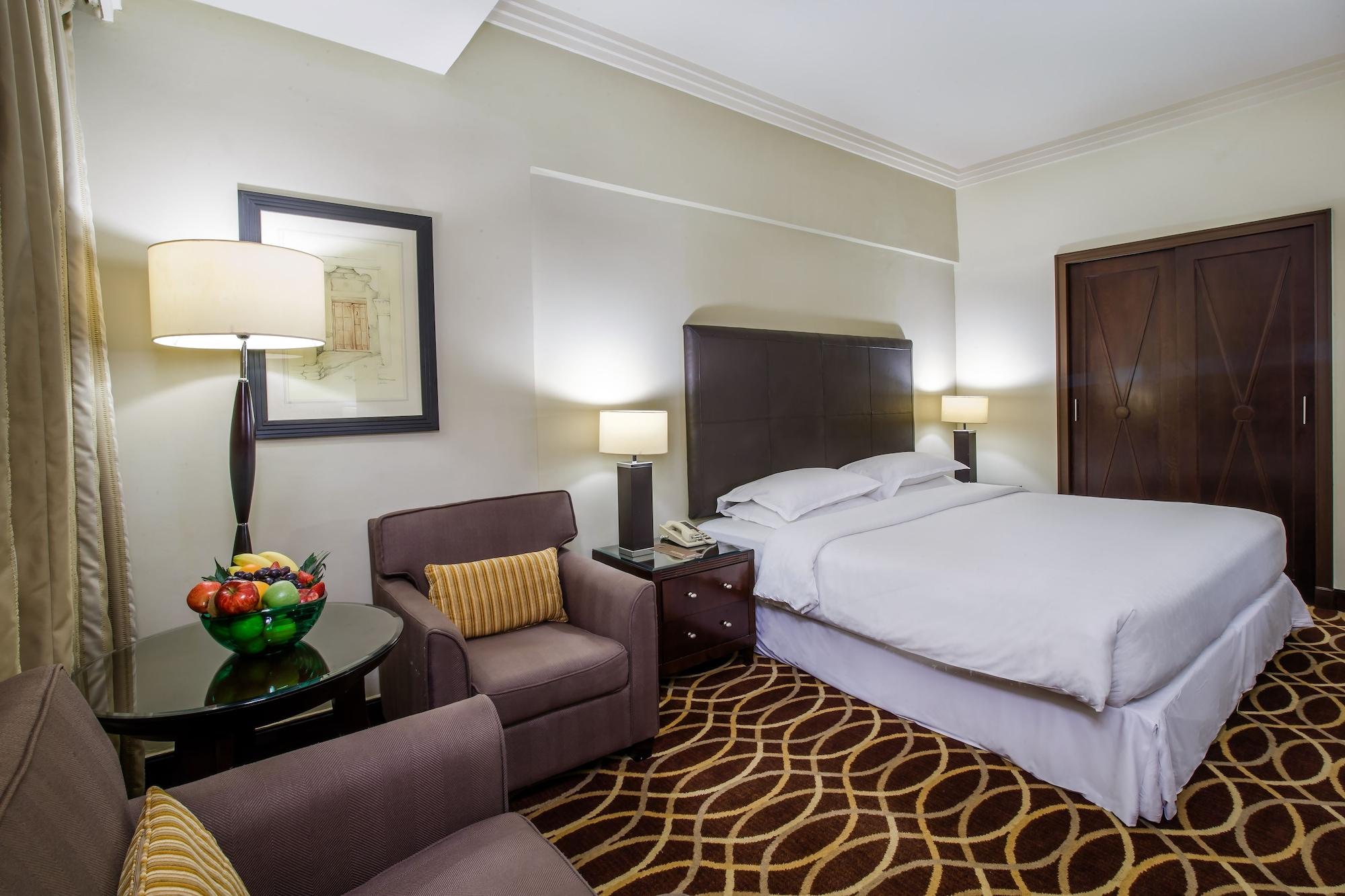Hotel Grand Excelsior Deira 4*