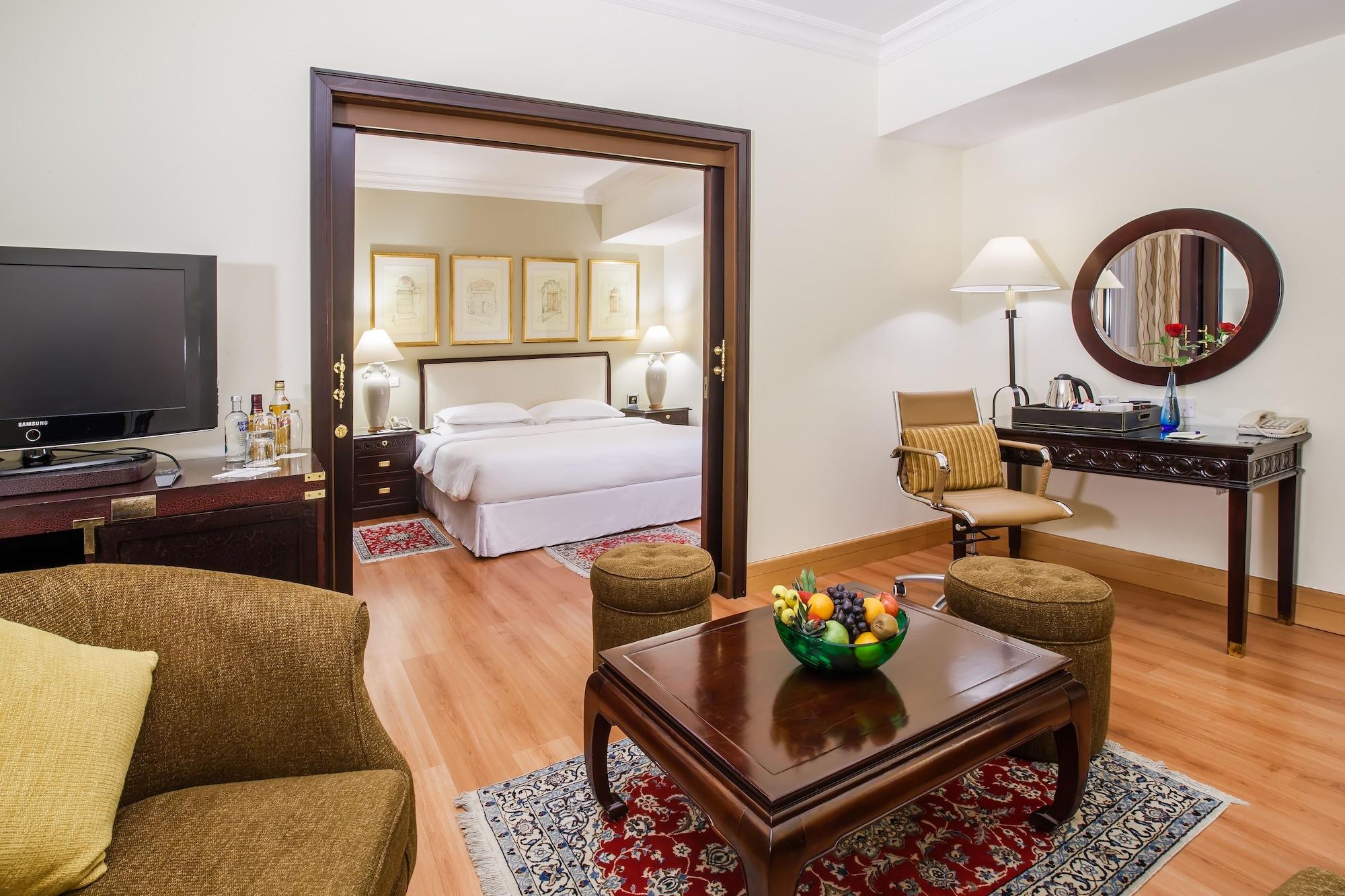 Grand Excelsior Deira Hotel 4*