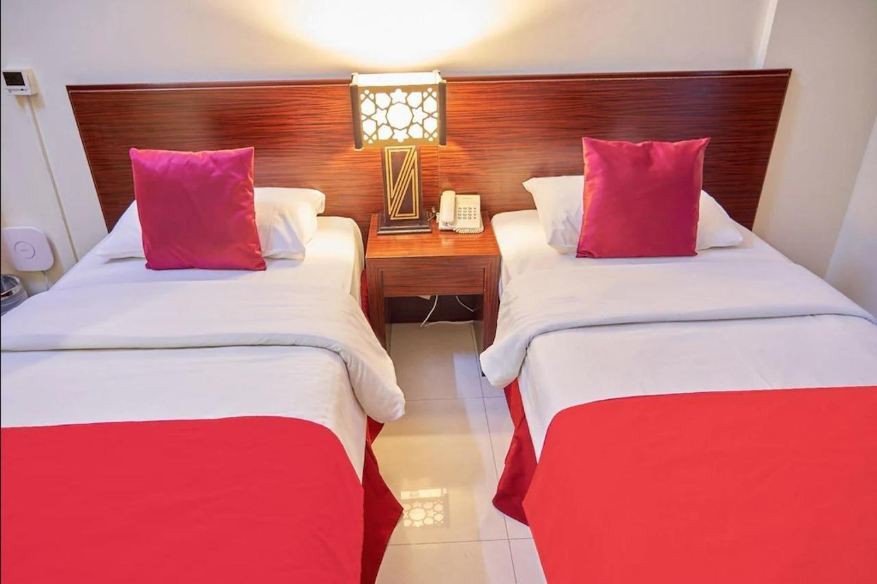 Grand Square Hotel