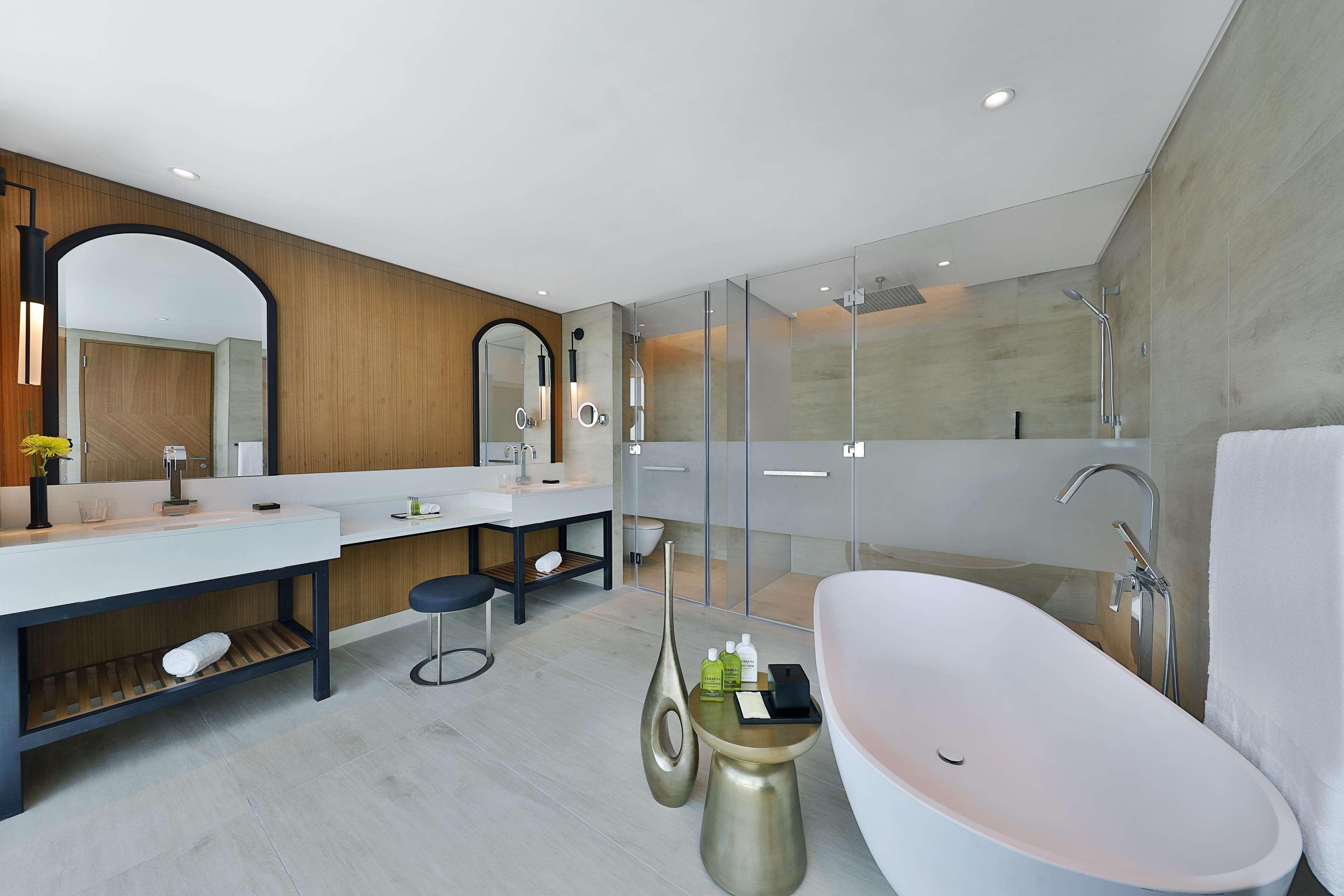 Doubletree By Hilton - Business Bay Hotel Dubai