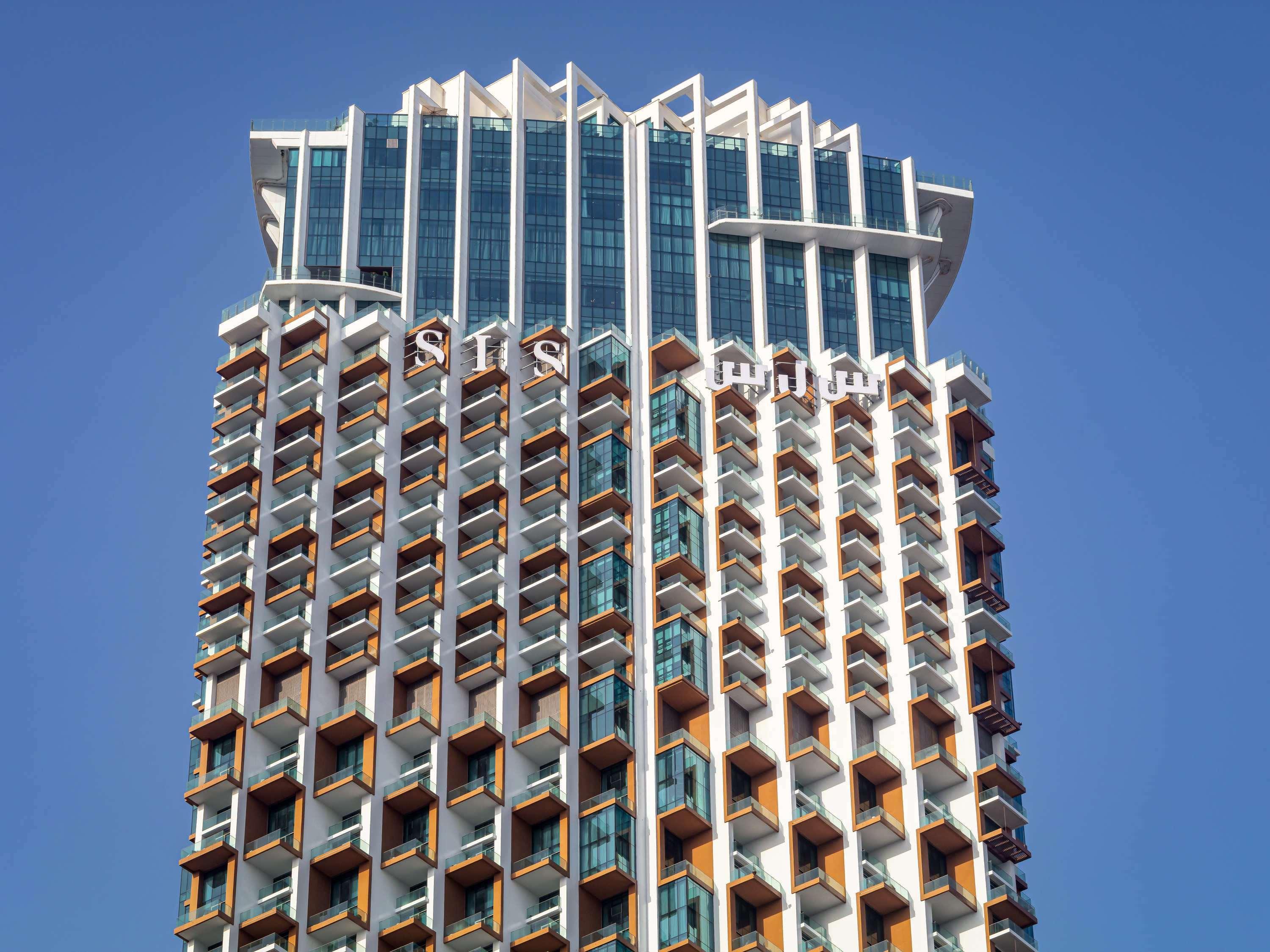 Sls & Residences 5* Dubai