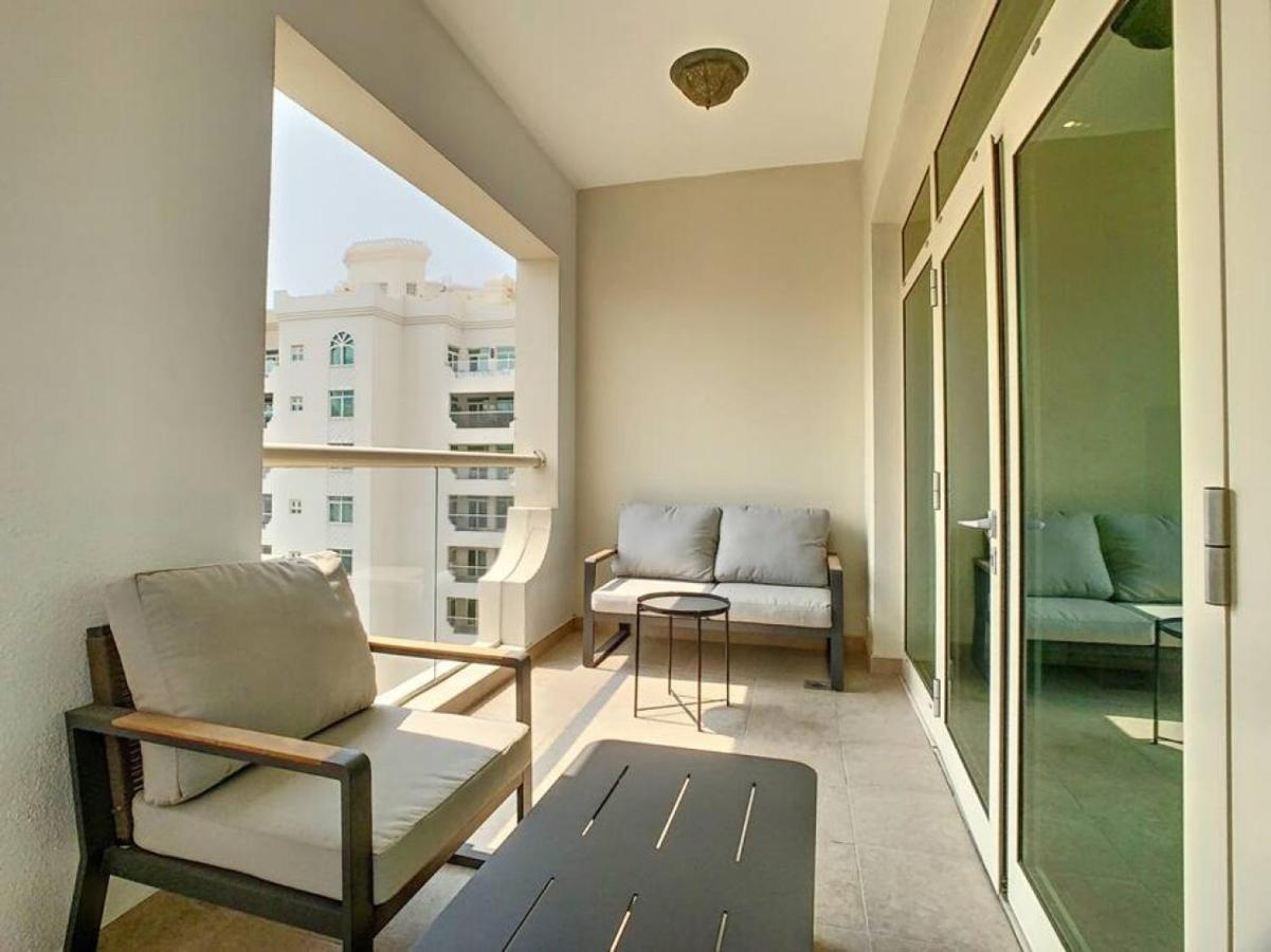 Key View - Jash Falqa, Palm *