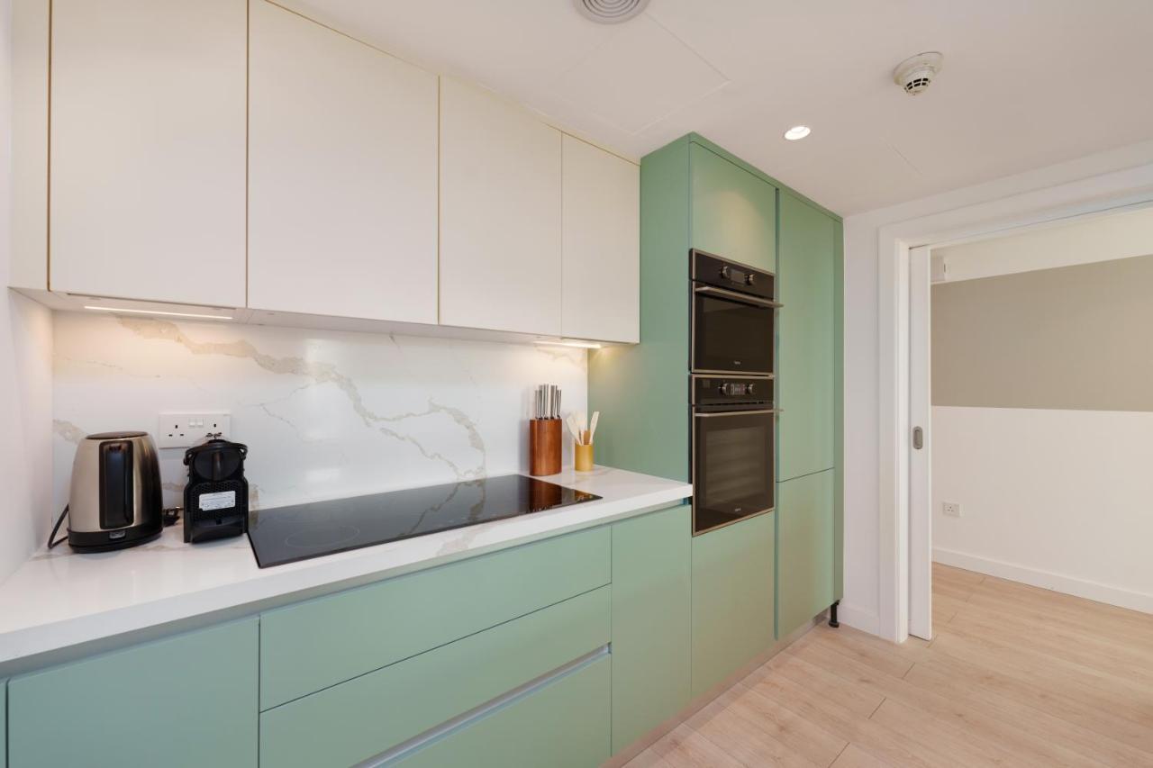 Maison Privee - Modern Chic Apt With Spectacular Downtown Views Apartment *