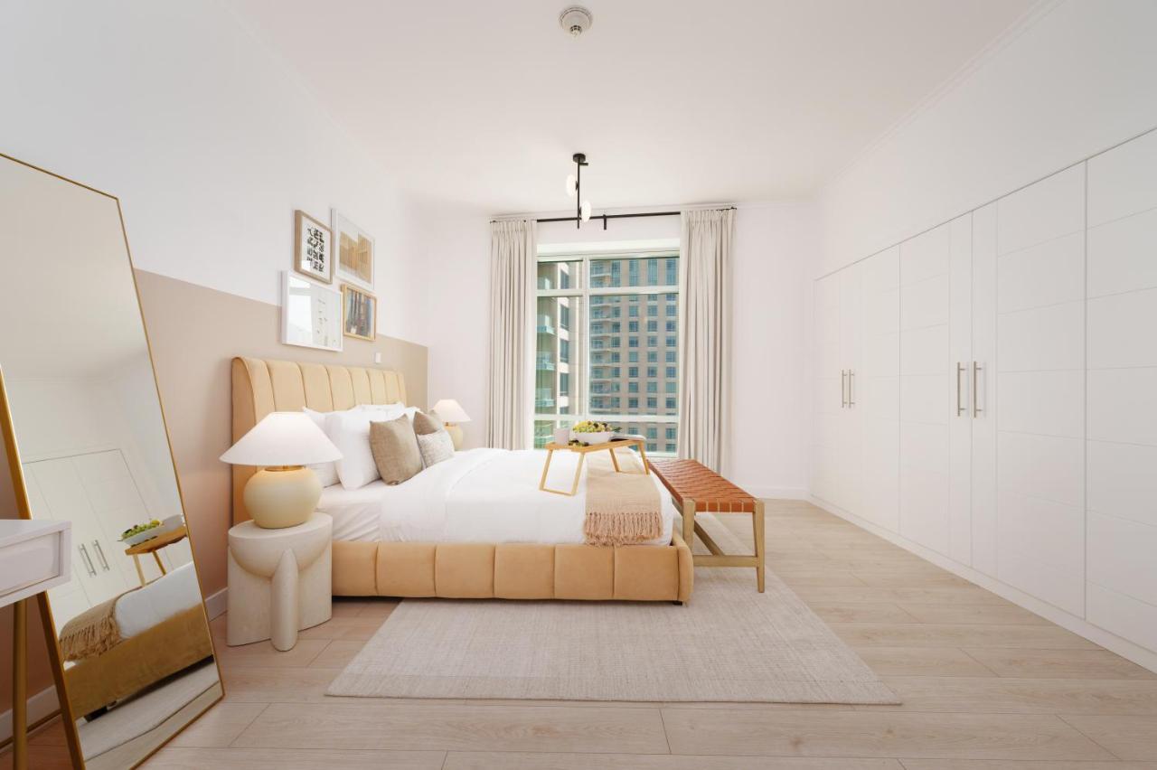 Maison Privee - Modern Chic Apt With Spectacular Downtown Views Dubai