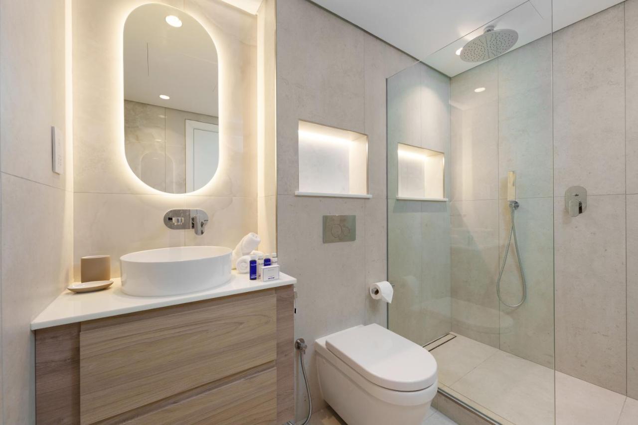 Maison Privee - Modern Chic Apt With Spectacular Downtown Views *