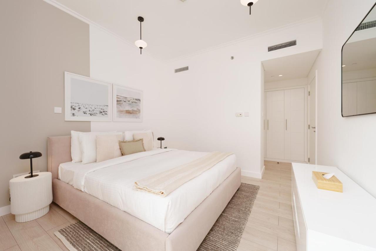 Maison Privee - Modern Chic Apt With Spectacular Downtown Views * Dubai