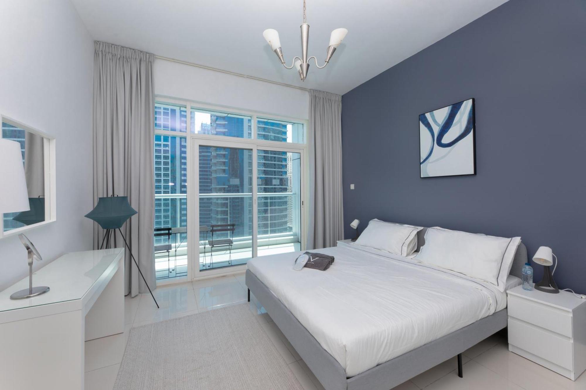 Waterfront With Stunning View! Dubai