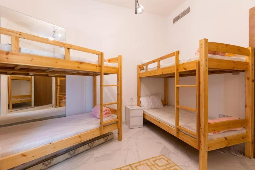 Flexzy Hostel Dubai