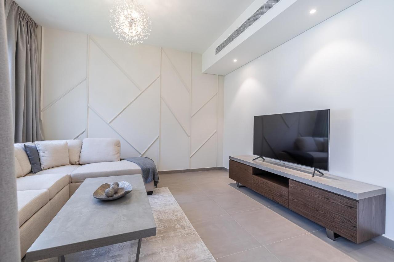 Exclusive Spacious I Garden I Tilal Al Ghaf
