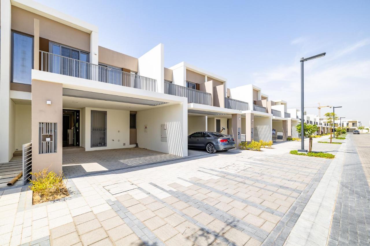Exclusive Spacious I Garden I Tilal Al Ghaf Holiday home Dubai