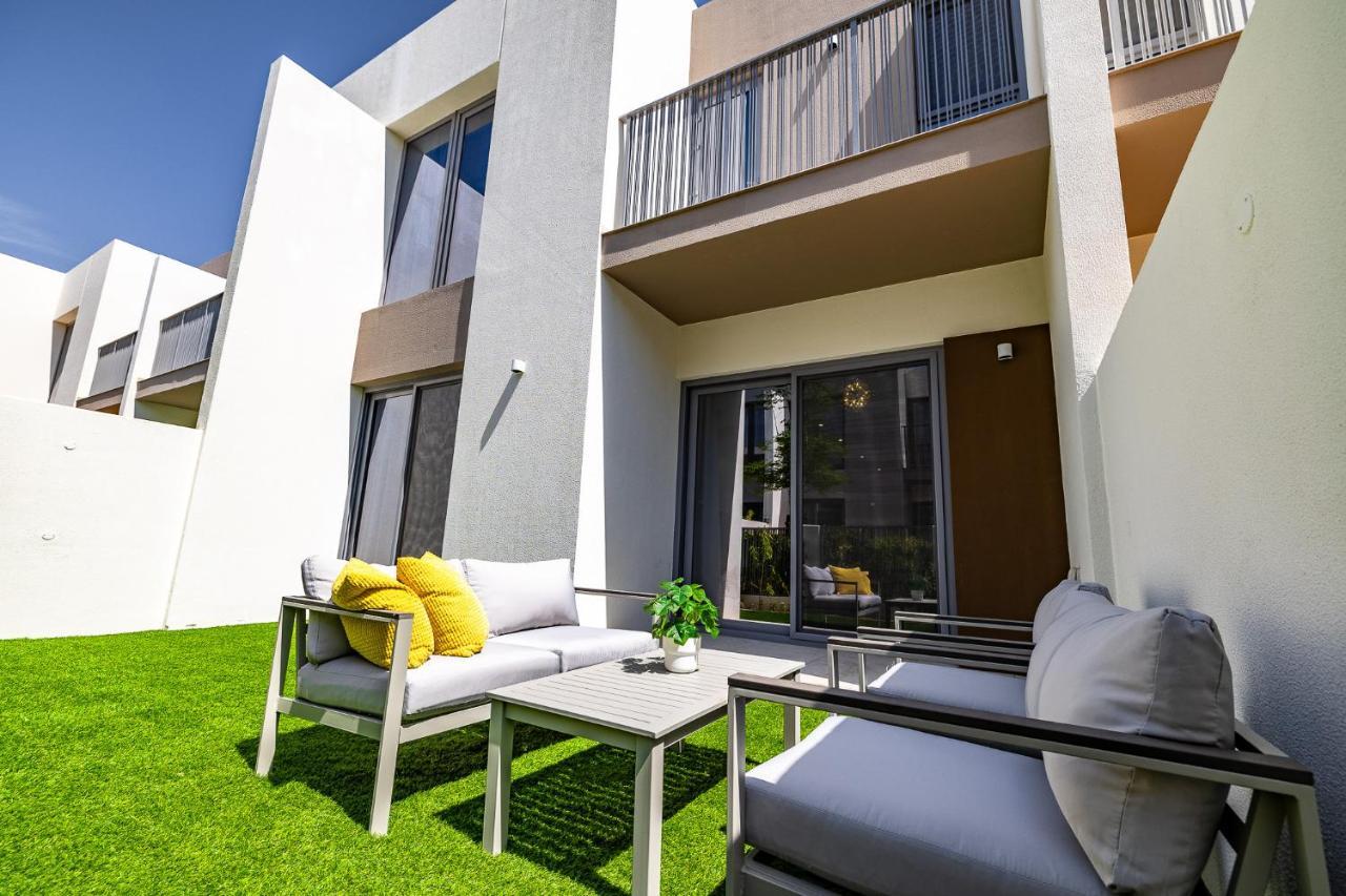 Exclusive Spacious I Garden I Tilal Al Ghaf * Dubai
