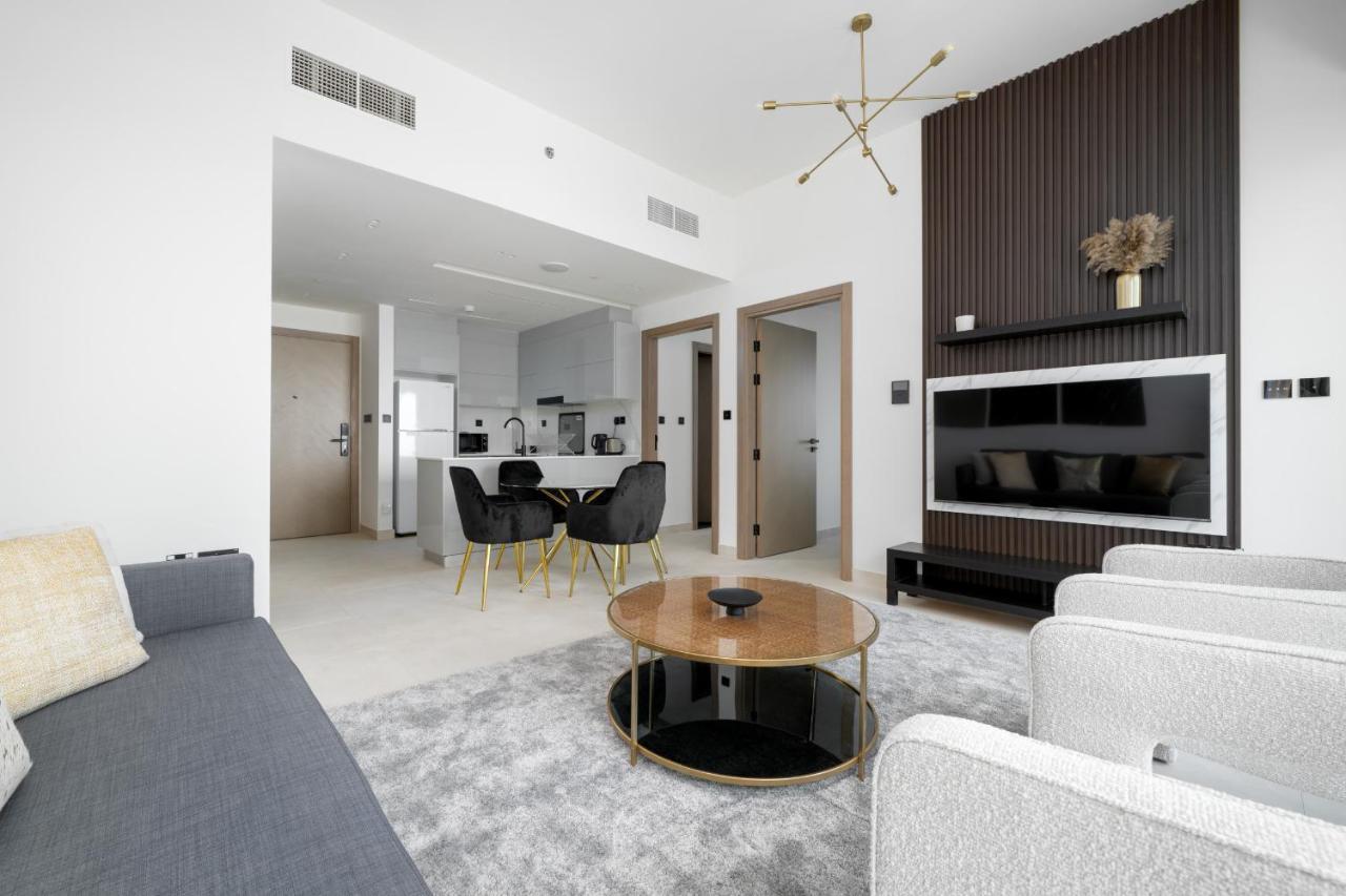 Apartment Alh Vacay - With Private Jacuzzi 2 Bedrooms In Binghatti Canal Dubai