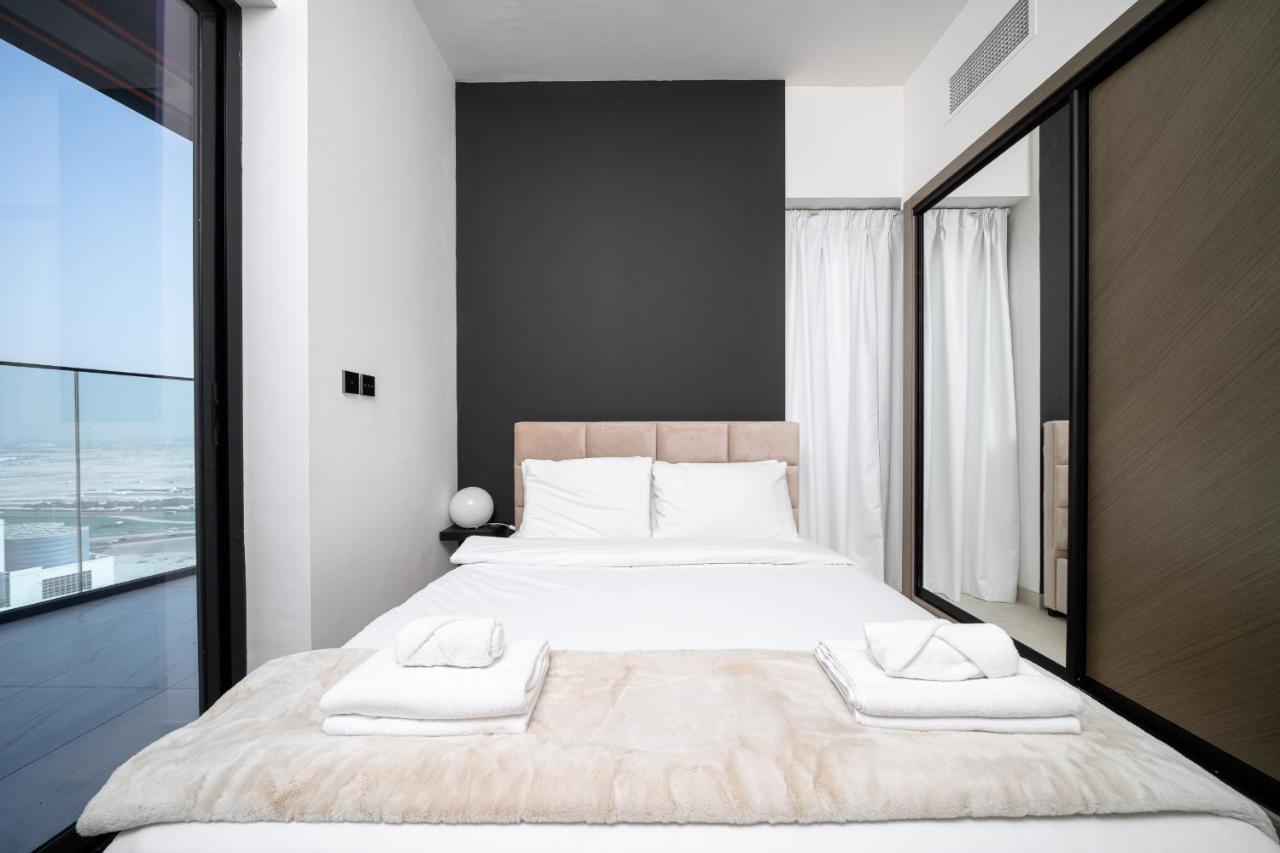 Alh Vacay - With Private Jacuzzi 2 Bedrooms In Binghatti Canal Apartment