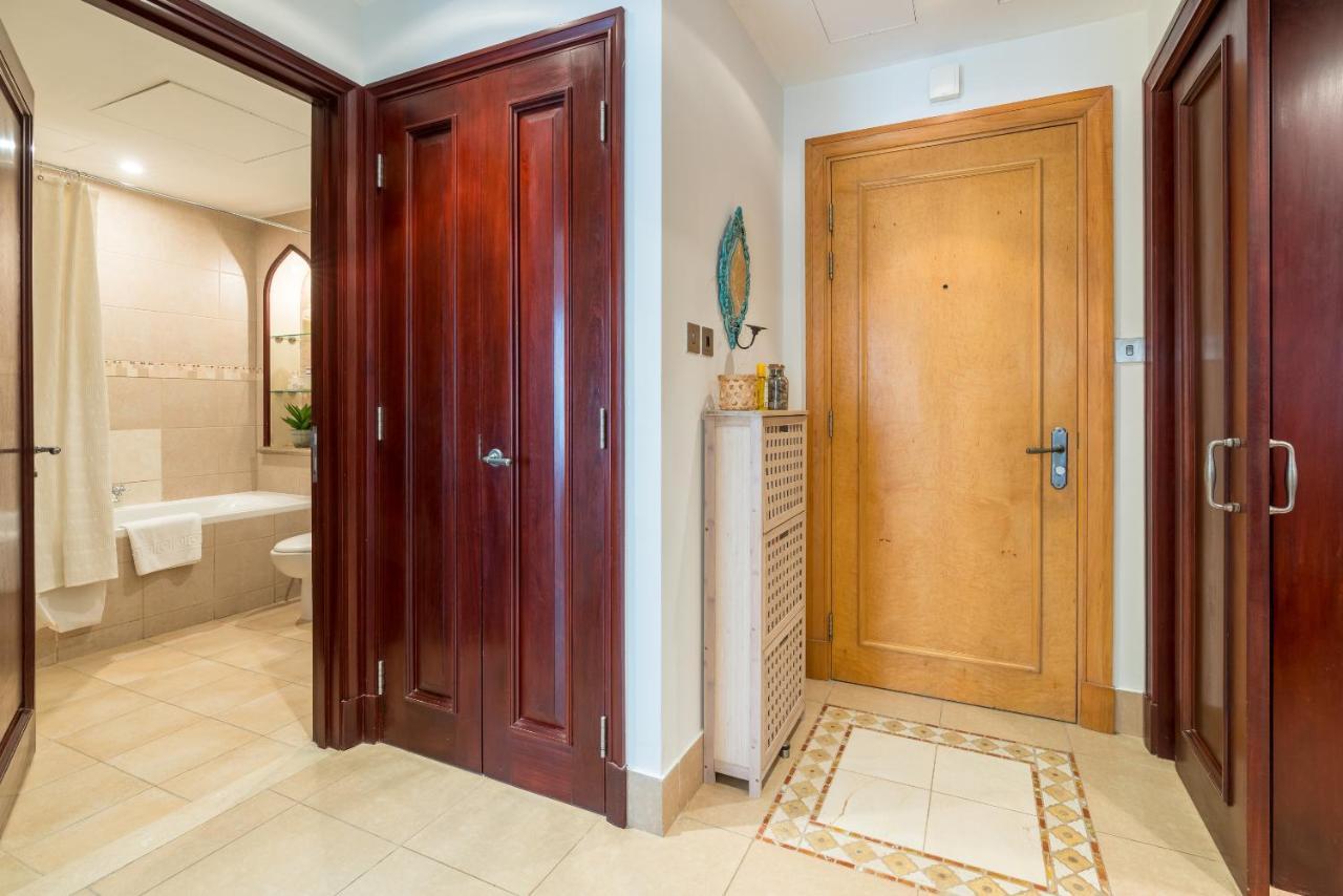 Apartment Spacious 2bedroom With Burj View In Downtown *