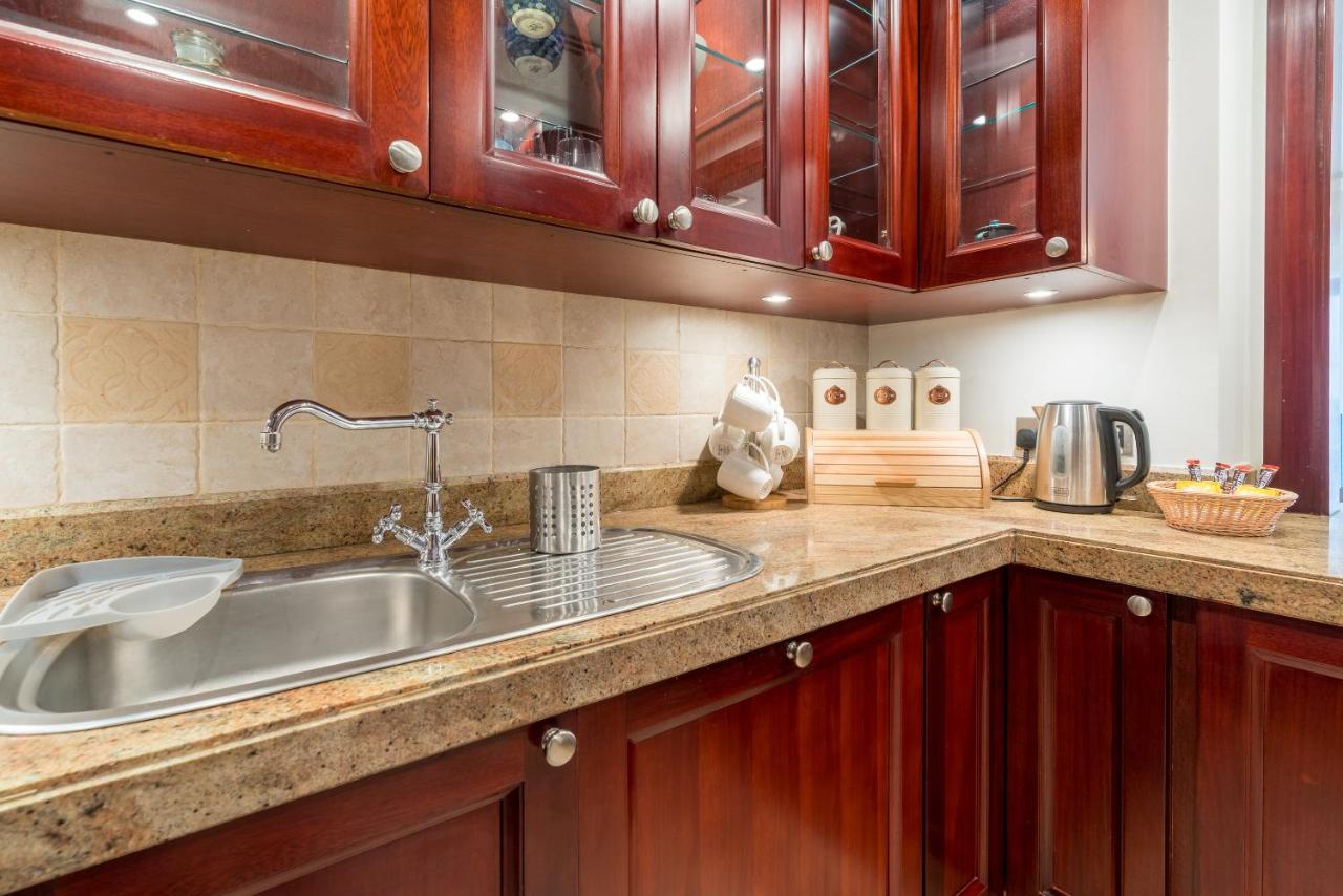 Spacious 2bedroom With Burj View In Downtown Apartment *