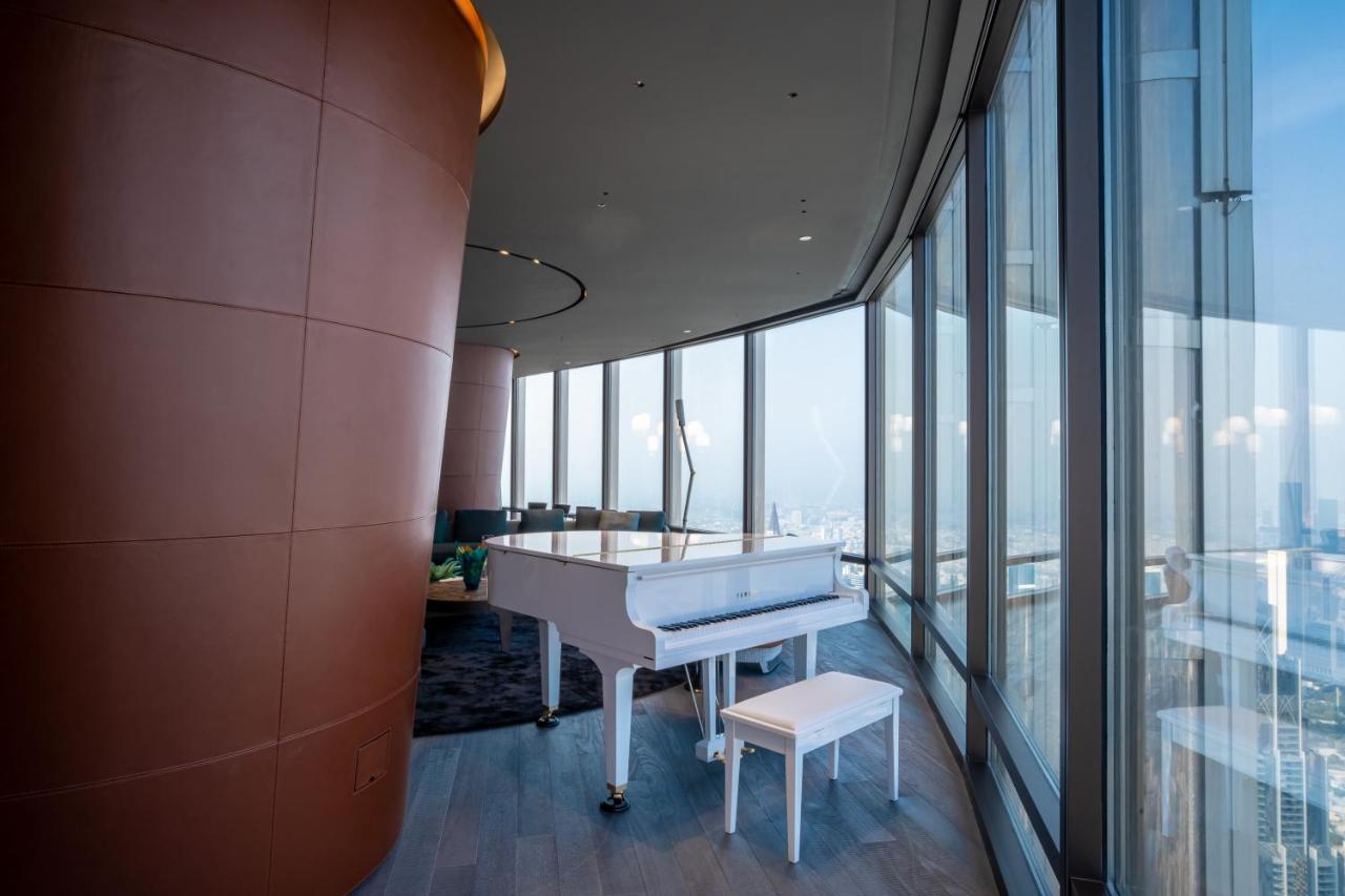 4 Bedroom Luxury At Burj Khalifa Dubai