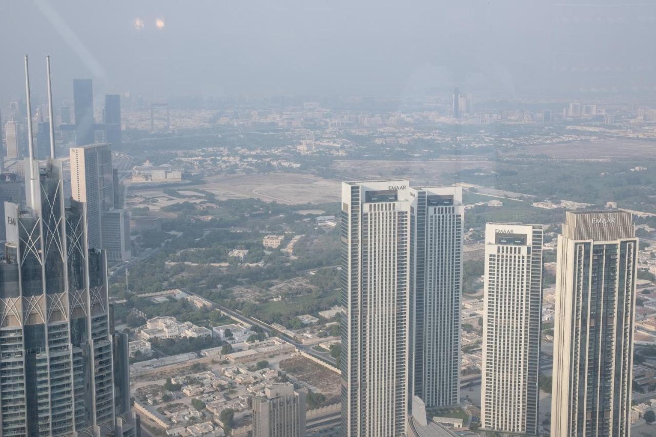 4 Bedroom Luxury At Burj Khalifa *