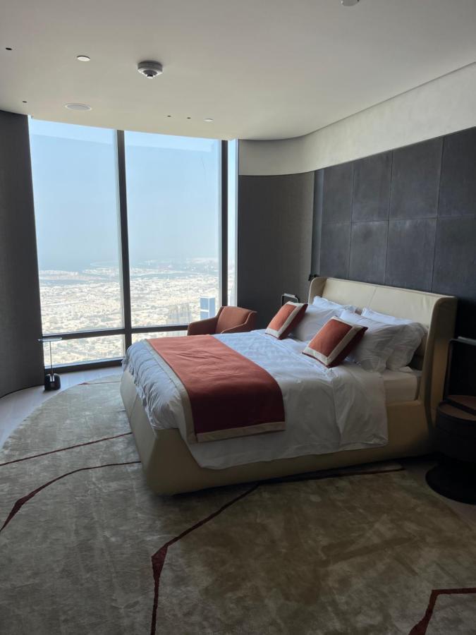 4 Bedroom Luxury At Burj Khalifa Dubai