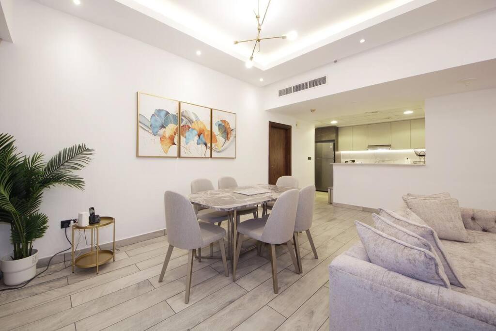 Spacious 1 Bhk In Et - Business Bay