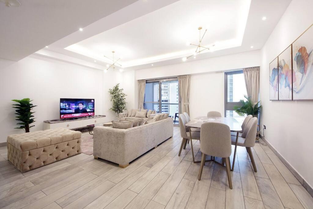 Spacious 1 Bhk In Et - Business Bay Apartment Dubai