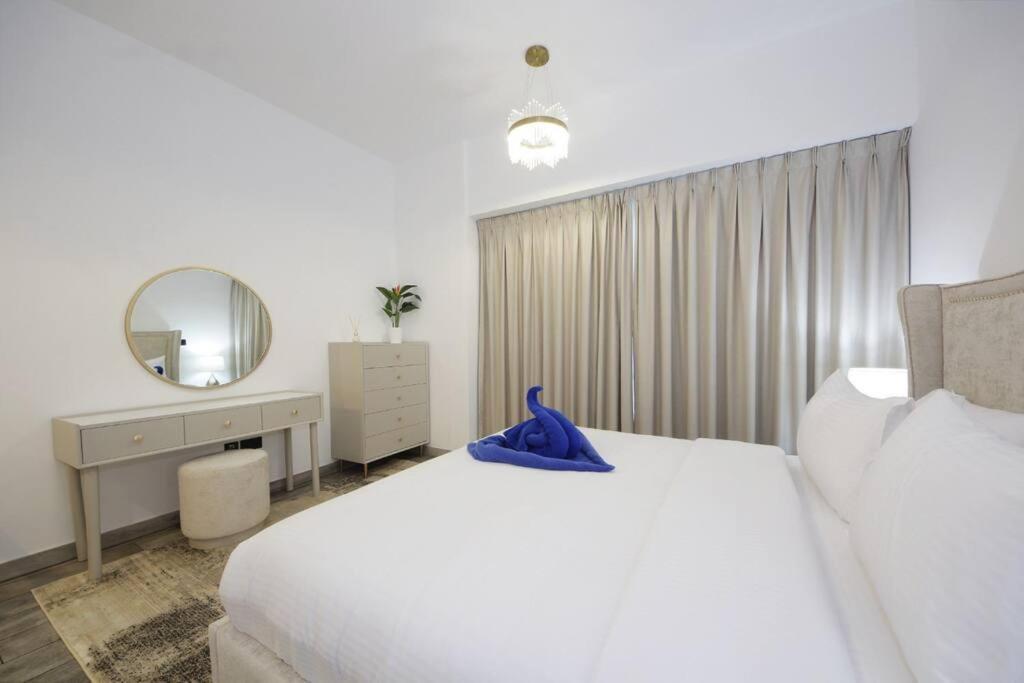 Spacious 1 Bhk In Et - Business Bay Dubai