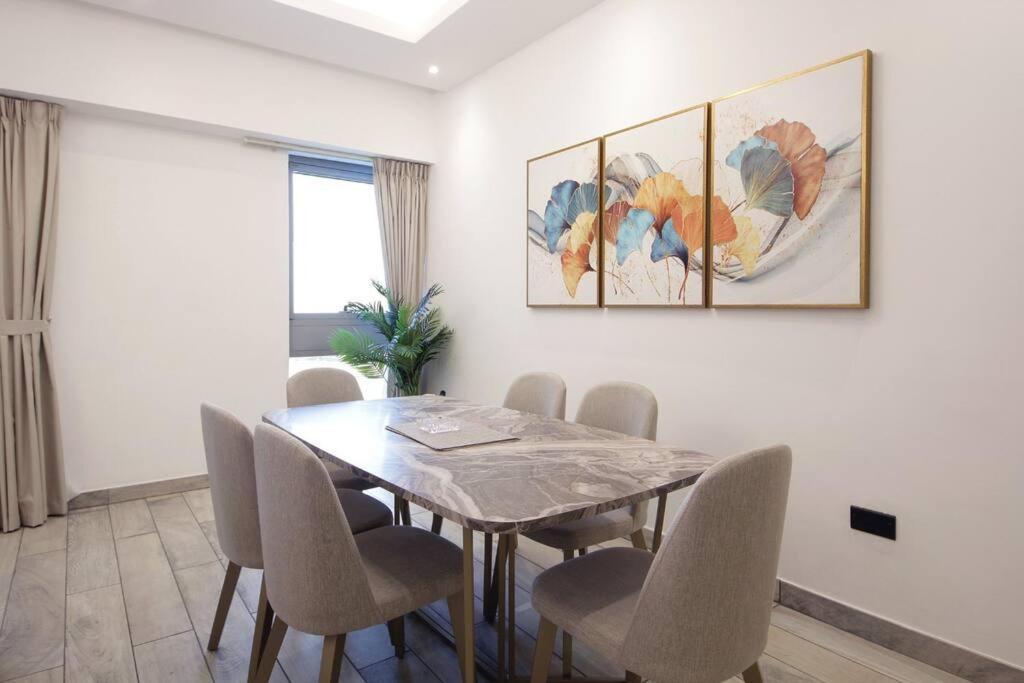 Spacious 1 Bhk In Et - Business Bay * Dubai