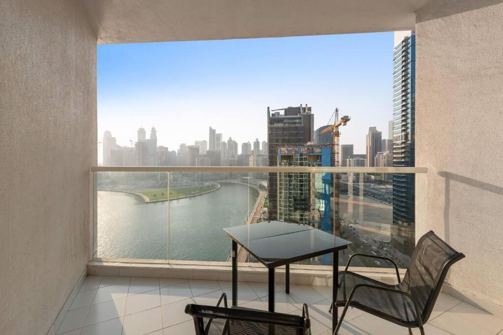 Magnificent In Business Bay With A Pool & Gym *