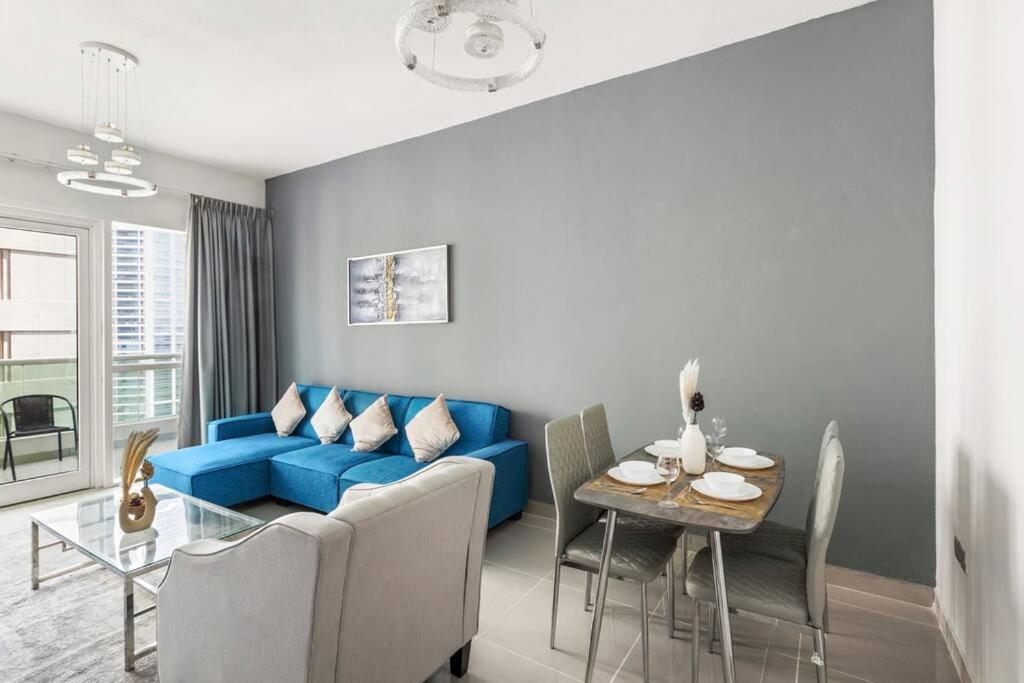 Stonetree - Amazing 1br With Balcony Dubai