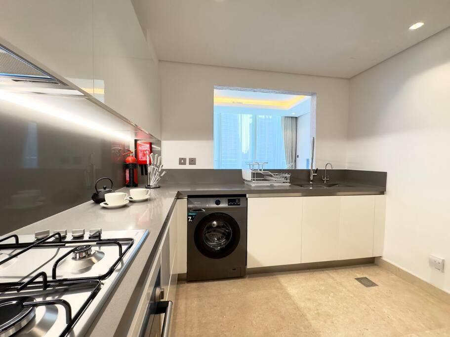 Dar Vacation - Modern & Stylish 2br Near Burj Khalifa *