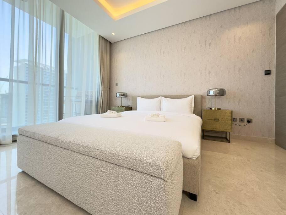 Dar Vacation - Modern & Stylish 2br Near Burj Khalifa * Dubai