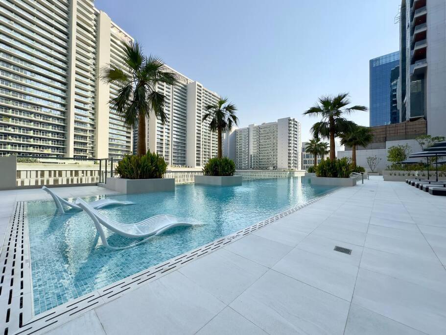 Dar Vacation - Modern & Stylish 2br Near Burj Khalifa Dubai